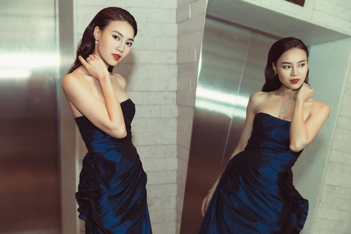 Kiểu đầm quây tôn vòng một căng tròn và đôi vai trần gợi cảm.