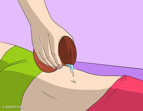 Tinh dầu: Bạc hà, gừng, húng quế, thì là, dừa và các loại dầu khác có thể giảm đau dạ dày và cải thiện tiêu hóa. Chỉ cần thoa một vài giọt lên bụng và xoa bóp nhẹ nhàng, bạn sẽ nhận thấy điều khác biệt. Ngoài ra, tinh dầu cũng có thể làm tăng tâm trạng của bạn.