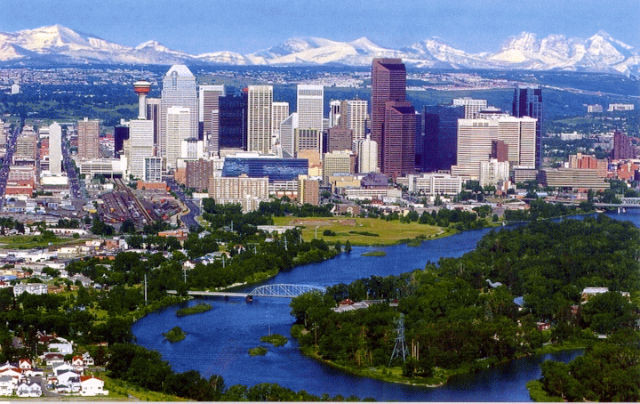 Canada đã tuyên bố tham gia chiến tranh thế giới 2 trước Mỹ sau khi Nhật Bản thực hiện cuộc tấn công Trân Châu Cảng.