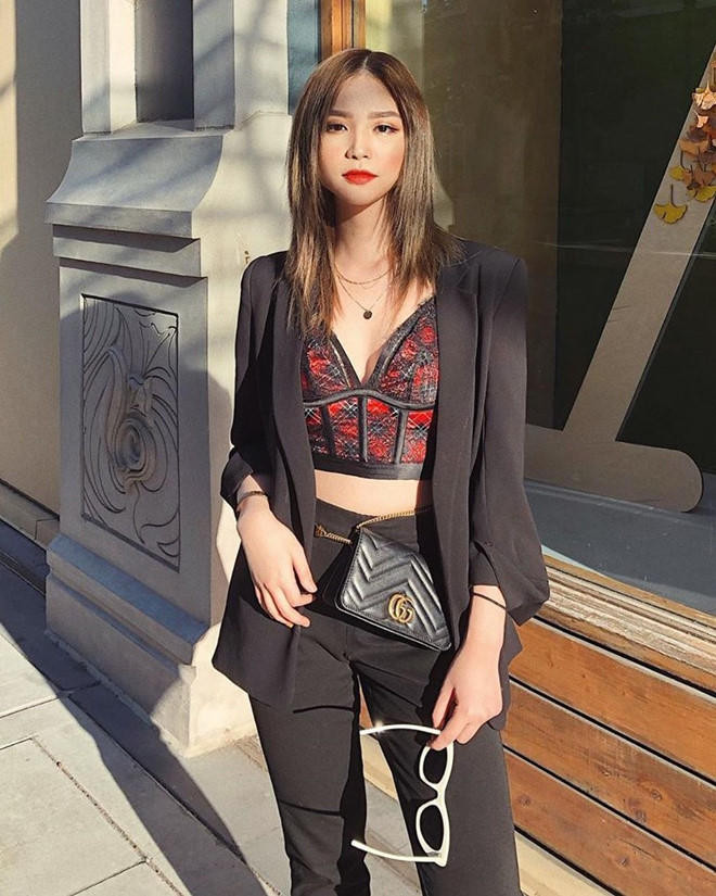 So với thời điểm trước đây, Mai Diz hiện đã có sự thay đổi về phong cách thời trang, từ một cô nàng nữ sinh giản dị, trong sáng, Mai Diz dường như trưởng thành hơn rất nhiều.