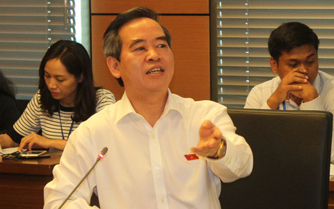 Bốn là, vi phạm nguyên tắc tập trung dân chủ, quy chế làm việc khi không báo cáo cấp có thẩm quyền cho chủ trương đối với những vấn đề lớn, hệ trọng. Không báo cáo đầy đủ và thực hiện không đúng ý kiến chỉ đạo của Thủ tướng Chính phủ trong việc mua bắt buộc 3 ngân hàng với giá không đồng là vi phạm nguyên tắc thẩm quyền.