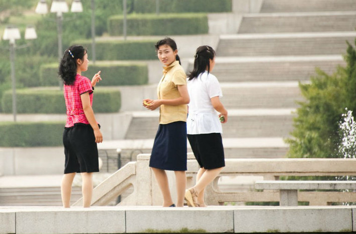 Theo nhiếp ảnh gia Sam Gellman, đời sống người dân Triều Tiên không khác nhiều so với các nước châu Á.