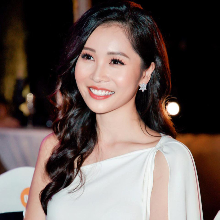 Vợ Shark Hưng - người đẹp Nguyễn Thu Trang từng đoạt danh hiệu Á hậu 1 cuộc thi Hoa hậu Việt Nam tại Séc năm 2010.