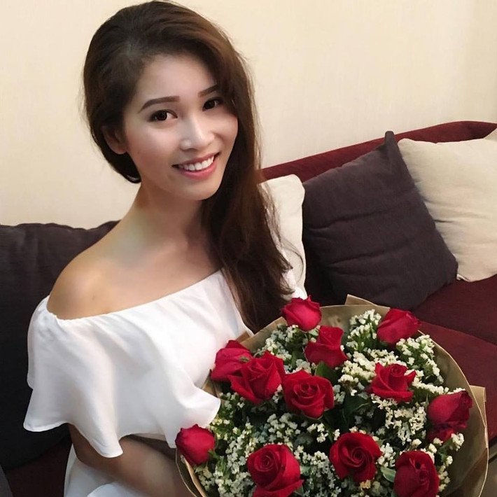 Cô cũng lọt vào đêm Chung kết Hoa hậu thế giới người Việt năm 2010 - cuộc thi mà Hoa hậu Diễm Hương đăng quang.