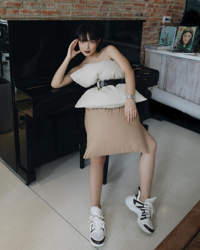 Phía dưới bài đăng của Châu Bùi, nhiều khán giả dành lời khen cho ý tưởng của cô và khẳng định 9X luôn biết cách làm cho bản thân khác biệt.