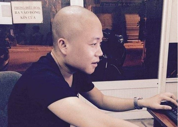 Dương là đối tượng cầm đầu băng nhóm “chôn sống” nam thanh niên. Hiện cơ quan công an đang tiếp tục lấy lời khai đối tượng Nguyễn Trọng Dương để điều tra.