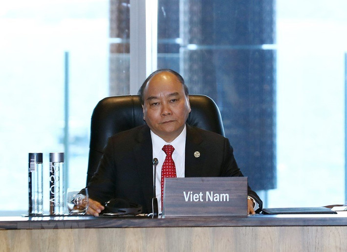 Thủ tướng Nguyễn Xuân Phúc dự đối thoại giữa các nhà lãnh đạo APEC với Quỹ Tiền tệ Quốc tế (IMF).