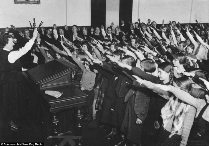 Chính quyền Hitler kỳ vọng thông qua những hoạt động này, nữ thanh niên Đức sẽ có đủ sức khỏe để phục sự đất nước.