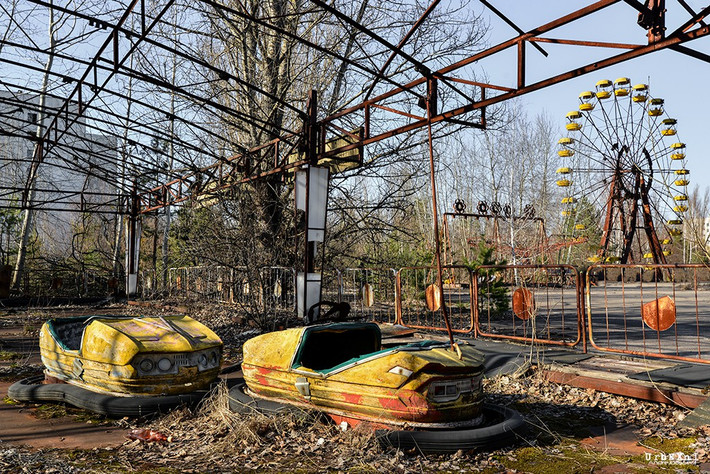 Thành phố Pripyat nằm ở phía bắc Ukraine có tên trong danh sách những địa điểm rùng rợn hàng đầu thế giới. Trước khi bị bỏ hoang và trở thành "thành phố ma", Pripyat được xây dựng năm 1970 gần nhà máy điện nguyên tử Chernobyl làm nơi ở cho các công nhân và gia đình. Có thời điểm dân số Pripyat lên tới gần 50.000 người.