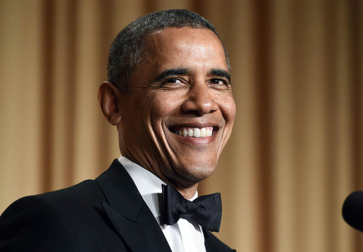 Vài năm trước, Tổng thống Obama từng phát biểu việc ông mới trả hết các khoản vay từ thời sinh viên. Phát biểu tại ĐH North Carolina ở Chapel Hill, Tổng thống Obama khi ấy tỏ ra rất thông cảm với gánh nặng nợ nần của sinh viên.
