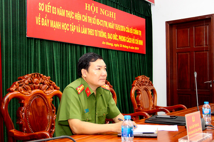 Thứ trưởng Bộ Công an Lương Tam Quang nói rằng, Đại tá Lâm Thành Sol được Bộ trưởng Bộ Công an điều động, bổ nhiệm giữ chức vụ Giám đốc Công an tỉnh Sóc Trăng là sự ghi nhận nỗ lực, phấn đấu của đại tá Lâm Thành Sol trong công tác, chiến đấu, xây dựng lực lượng Công an nhân dân.