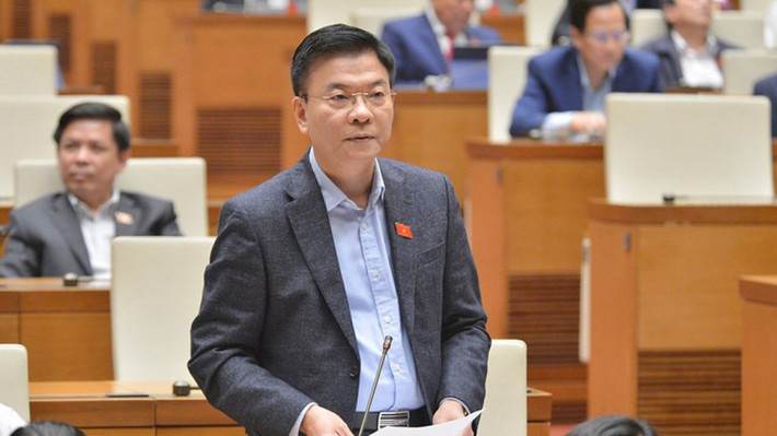 Bộ trưởng Tư pháp Lê Thành Long.