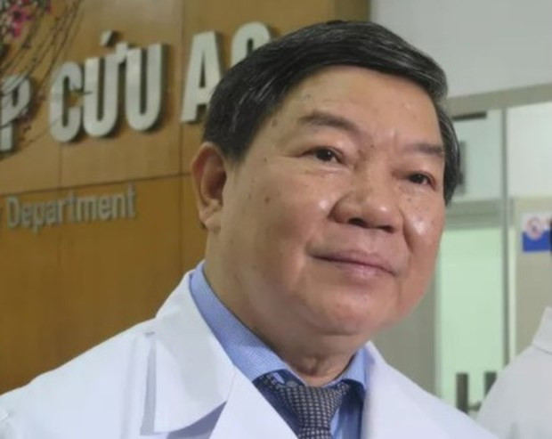 Ông Nguyễn Quốc Anh và ông Nguyễn Ngọc Hiền là lãnh đạo bệnh viện thời điểm Công ty BMS và Bệnh viện Bạch Mai thực hiện liên doanh liên kết đưa nhiều thiết bị máy móc vào sử dụng điều trị cho bệnh nhân theo chủ trương xã hội hóa. Kết quả điều tra bước đầu xác định có một số cá nhân tại Công ty BMS có hệ thống robot được nhập khẩu có giá trị 7,4 tỷ đồng (gồm VAT).Tuy nhiên, các bị can câu kết nâng khống lên 39 tỷ đồng, hợp thức bằng chứng thư thẩm định giá không có giá trị pháp lý.
