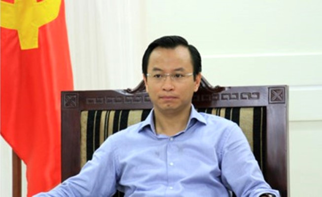Ngày 6/10/2017, tại Hội nghị Trung ương 6, Ban Chấp hành TƯ Đảng quyết định cách chức Bí thư Thành ủy Đà Nẵng, Ủy viên Ban Thường vụ, Ủy viên Ban Chấp hành Đảng bộ TP. Đà Nẵng nhiệm kỳ 2015 - 2020 đối với ông Xuân Anh; đồng thời cho thôi giữ chức Ủy viên Ban Chấp hành TƯ Đảng khoá XII.