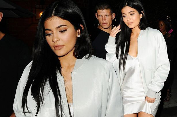 Cũng trong tháng 12/2015, Kylie Jenner, cô em út trong nhà lại bị một gã đàn ông đột nhập vào nhà riêng. Kẻ này sau đó đã được xác định là bị bệnh tâm thần khi hắn tin rằng mình và Kylie là bạn tâm giao.