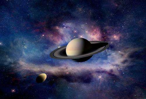 Sử dụng dữ liệu từ tàu vũ trụ Cassini của NASA kết hợp với một mô hình được xây dựng dựa trên các cấu trúc của chính địa cầu, các chuyên gia nhận thấy trừ hai đồng bằng châu thổ tiềm năng ở gần cực Nam, hầu hết các con sông khác trên khắp mặt trăng Titan không kết thúc bằng đồng bằng châu thổ. Ảnh: phys.