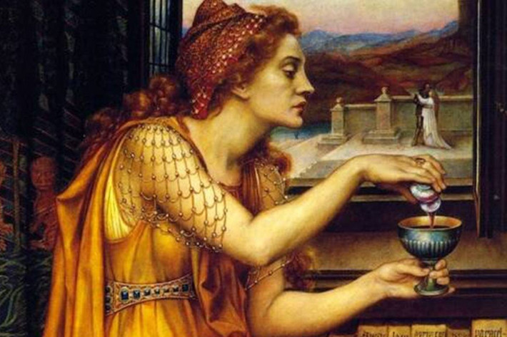Giulia Tofana làm công việc bán mỹ phẩm tại một cửa hàng ở Italy. Tuy nhiên, đây chỉ là vỏ bọc của nữ sát nhân xinh đẹp nhưng vô cùng tàn ác.