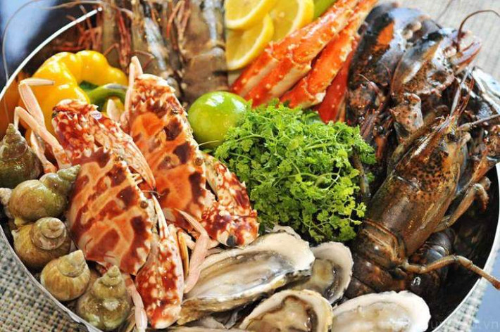 Thường xuyên ăn những loại hải sản này sẽ ảnh hưởng đến sức khỏe. Cụ thể, có 3 loại hải sản chứa nhiều ký sinh trùng, tốt nhất nên tránh hoặc hạn chế ăn để bảo vệ sức khoẻ.