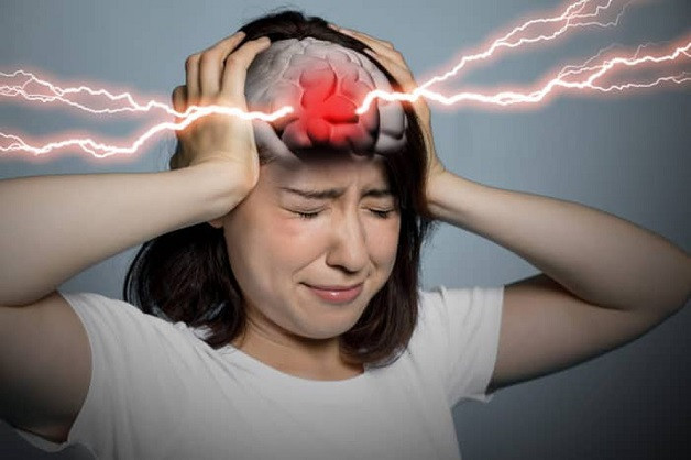 Sự hình thành huyết khối phức tạp và là một quá trình ảnh hưởng toàn diện từ môi trường và di truyền, có thể được chia thành huyết khối trắng và huyết khối đỏ. Nó có đặc điểm là các triệu chứng nặng, di truyền gia đình và các cơn tái phát.