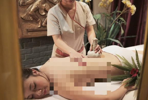 Thận là cơ quan cực kỳ quan trọng đối với cả nam và nữ, phải bảo vệ vòng eo và bảo vệ thận. Đặc biệt trong thời kỳ kinh nguyệt rất dễ bị đau lưng, mỏi lưng nên một số chị em đi massage eo. Điều này rất không tốt cho sức khỏe và ảnh hưởng đến việc tiết máu kinh.