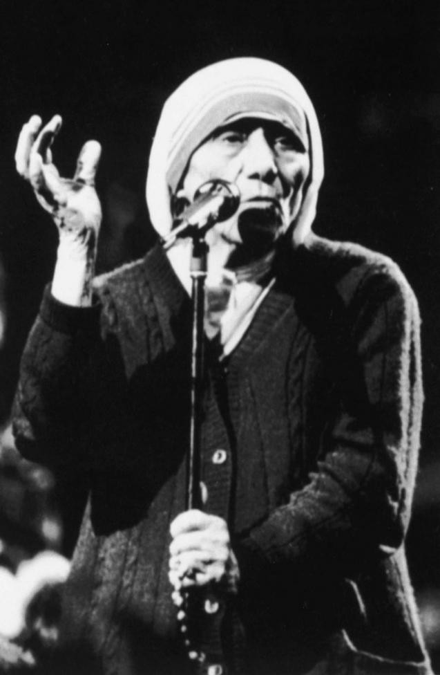 Mẹ Teresa có bài phát biểu tại Vancouver ngày 29/5/1988.