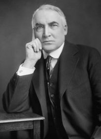 Tổng thống thứ 27 Warren G. Harding có chỉ chỉ số IQ là 124,3. Ông đã tốt nghiệp Ohio Central College.