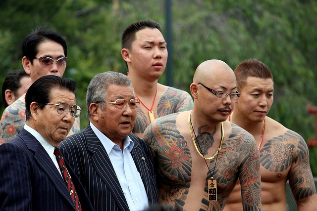 Yakuza hoạt động ở 44/47 tỉnh, gồm cả thủ đô Tokyo của Nhật Bản. Yamaguchi-gumi là tổ chức Yakuza hùng mạnh nhất Nhật Bản.