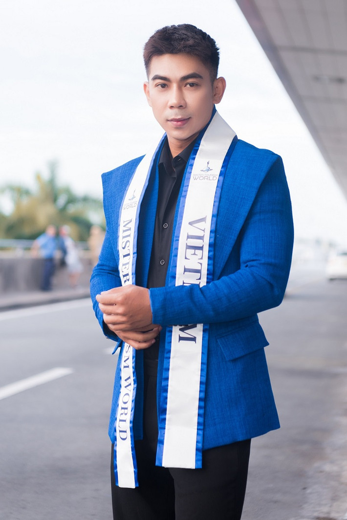 Phùng Phước Thịnh không khỏi xúc động cho biết, được ghi danh tại đấu trường quốc tế là một vinh hạnh với anh. Khi thấy mọi người đến chia vui khá đông đảo, anh cảm thấy như được tiếp thêm sức mạnh cho hành trình sắp tới.