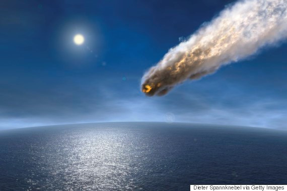 Trong số này, có giả thuyết cho rằng vụ nổ Tunguska xảy ra là do một thiên thạch xâm nhập vào Trái đất và phát nổ.