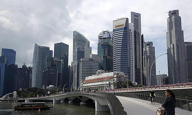 Cụ thể, vào ngày 18/2 vừa qua, chính phủ Singapore tung gói ngân sách 4,02 tỷ USD để hỗ trợ các doanh nghiệp và hộ gia đình vượt qua khó khăn do dịch Covid-19.