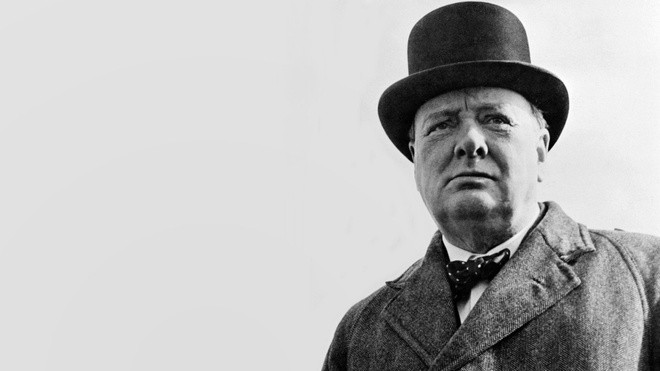 Ngoài ra, ông Churchill còn nợ khoản tiền lớn khi ham mê đánh bạc.