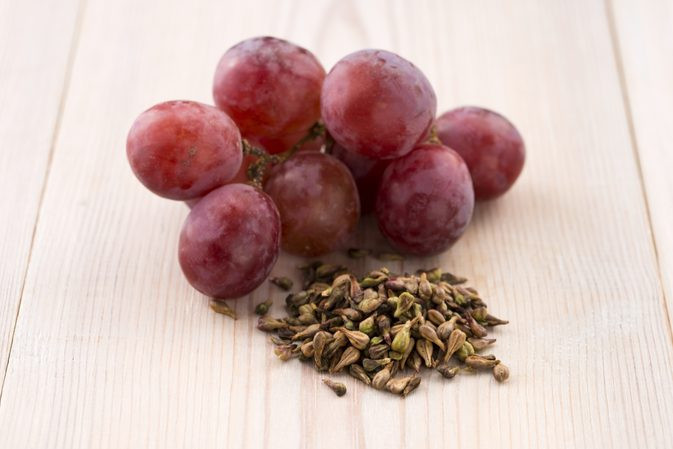 Thúc đẩy giảm cân: Ăn hạt nho có thể đẩy nhanh quá trình trao đổi chất, nhờ đó giảm cân nhanh.