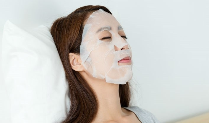Với thời tiết nắng nóng da luôn cần được chăm sóc kĩ hơn, hãy đắp các loại mặt nạ cung cấp nước và dưỡng da giúp làn da căng mịn ngày hè.