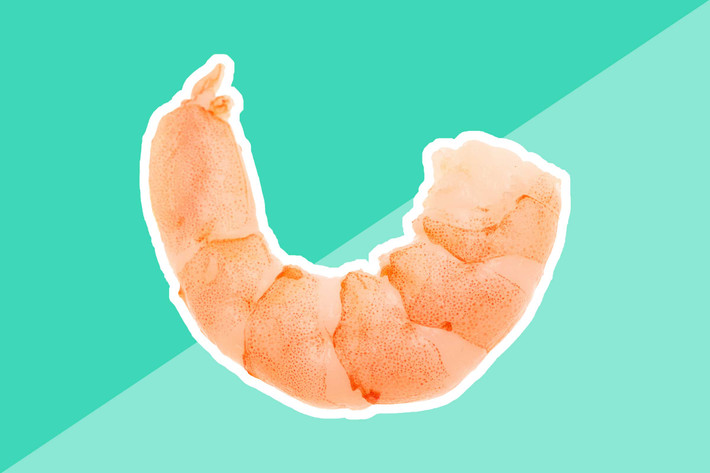 Tôm chứa hàm lượng protein cao, ít chất béo, giàu omega-3 và vitamin B12 bảo vệ tim mạch, theo tạp chí Outside.