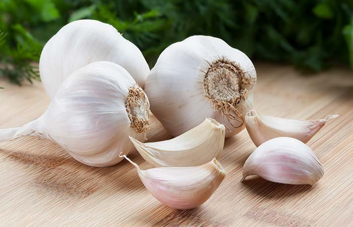 Tỏi cũng chứa một lượng lớn phytoestrogen. Ngoài ra tỏi còn rất có lợi cho hệ tim mạch. Ảnh: Shutterstock, Internet.