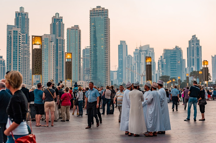 Bộ Không gì là Không thể tham gia xây dựng thể chế chính phủ mới nhằm giúp UAE cải cách chính phủ.