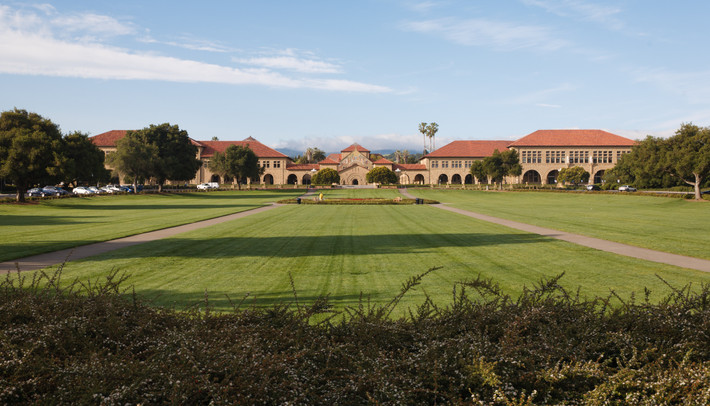 Đại học Stanford hiện cung cấp khoảng 13.000 xe đạp để mọi người di chuyển hàng ngày.