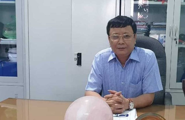 Xem xét kỷ luật một giám đốc doanh nghiệp Nhà nước đánh bạc. Ngày 24/4, Ủy ban Kiểm tra Tỉnh ủy Hà Tĩnh cho biết, vừa đề nghị Ban Thường vụ Tỉnh ủy xem xét, thi hành kỷ luật ông Nguyễn Hữu Phúc - Phó Bí thư Đảng ủy, Thành viên Hội đồng thành viên, Giám đốc Công ty TNHH MTV Thủy lợi Bắc Hà Tĩnh. Đầu tháng 1/2022, ông Nguyễn Hữu Phúc đã bị cơ quan Công an Thị xã Hồng Lĩnh (Hà Tĩnh) khởi tố về tội đánh bạc. Ông Phúc sau đó cũng bị Chủ tịch UBND tỉnh Hà Tĩnh ra quyết định tạm đình chỉ công tác để phục vụ công tác điều tra về hành vi đánh bạc.