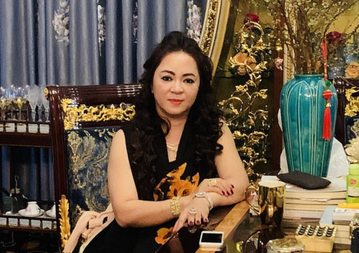 Công an tỉnh Bình Dương đã khởi tố vụ án liên quan đến các đơn tố giác bà Nguyễn Phương Hằng cho thấy có căn cứ hành vi có dấu hiệu cấu thành tội phạm ngoài hành vi mà cơ quan điều tra Công an TP HCM đang tiến hành điều tra nhưng cùng tội danh lợi dụng quyền tự do dân chủ xâm phạm lợi ích của nhà nước, quyền và lợi ích hợp pháp của tổ chức cá nhân theo điều 331 BLHS. Sau khi khởi tố vụ án hình sự, xác định được người đã thực hiện hành vi phạm tội, cơ quan điều tra sẽ tiến hành khởi tố bị can để tiến hành điều tra theo quy định của pháp luật.