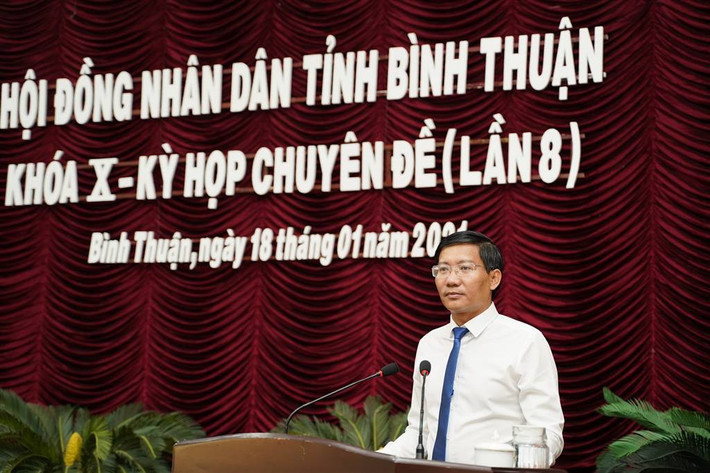 Tập thể này cũng thiếu trách nhiệm, buông lỏng lãnh đạo, chỉ đạo, thiếu kiểm tra, giám sát, để Ban cán sự đảng UBND tỉnh, UBND tỉnh và nhiều tổ chức, cá nhân vi phạm các quy định của Đảng, pháp luật của Nhà nước trong quản lý, sử dụng đất, thực hiện một số dự án. Những sai phạm đó khiến một số cán bộ, đảng viên trong đó có cả lãnh đạo chủ chốt của tỉnh bị khởi tố, bắt tạm giam.