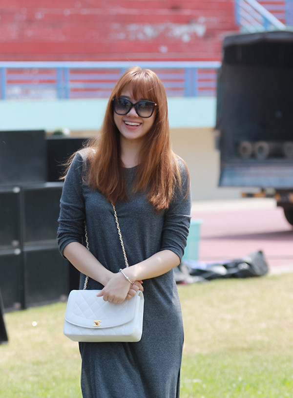 Chiếc túi được Hari Won sử dụng nhiều nhất là túi Chanel Flapbag Vintage.