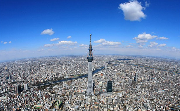 Sky Restaurant 634, Tokyo, Nhật: Sky Restaurant 634 nằm ở độ cao 350m trên tòa tháp Tokyo Skytree mới hoàn thành gần đây. Tòa tháp có hai đài quan sát. Du khách có thể vừa ăn các món ăn Nhật vừa ngắm toàn cảnh từ địa điểm cao nhất của thủ đô.