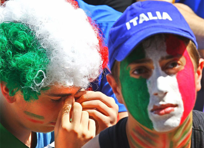 5. Italy, tỷ lệ nợ công/GDP: 132,5% Tỷ lệ nợ công so với GDP của Italy cao thứ nhì trong khu vực châu Âu. Tỷ lệ này thậm chí tăng mạnh trong thời gian gần đây khi Bộ Tài chính Italy phát hành thêm trái phiếu để vay nợ.