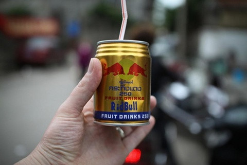 Red Bull bị thay tên đổi họ thành Rid Bull.