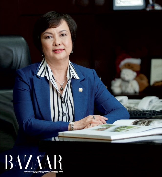 Theo danh sách của Forbes mới công bố, bà Cao Thị Ngọc Dung xếp ở vị trí thứ 3, ngay sau hai nữ doanh nhân Ấn Độ là Nita Ambani Giám đốc của Reliance Industries kiêm Chủ tịch của Reliance Foundation và bà Arundhati Bhattacharya, Chủ tịch kiêm Giám đốc điều hành của Ngân hàng Trung ương Ấn Độ.