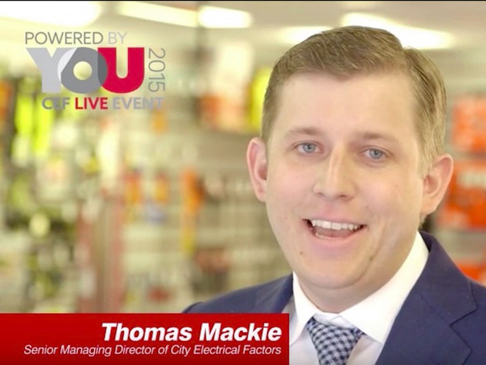 3. Thomas Mackie (28 tuổi) và gia đình, tài sản 380 triệu bảng: Mackie được thừa kế tài sản của ông từ ông nội, người sáng lập công ty bán buôn điện CEF Holdings có trụ sở tại Kenilworth.