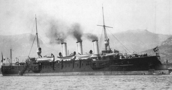 Đây là du thuyền cá nhân của Hoàng tử Aleksey - chú của Sa hoàng Nicholas II. Con tàu có tên Svetlana. Nó được các kỹ sư Pháp chế tạo và được hạ thủy năm 1897.