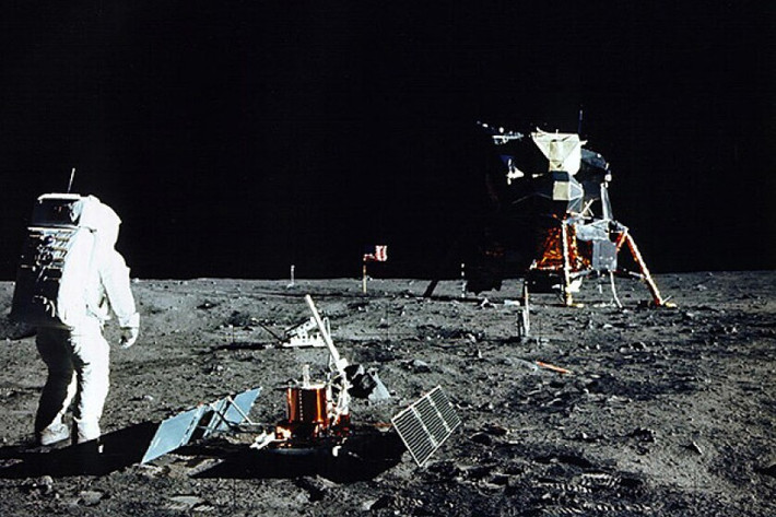 Hiện NASA nỗ lực khởi động chương trình Artemis, gồm một loạt các sứ mệnh chinh phục, khám phá Mặt Trăng thì các nước khác trên thế giới cũng có kế hoạch tương tự.