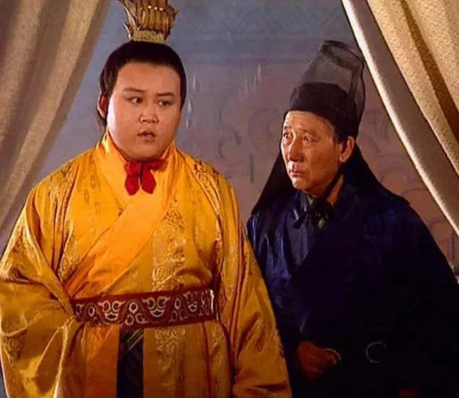 Trước sự việc này, một số nhà nghiên cứu đã đưa ra các lý do có thể là nguyên nhân khiến Tư Mã Chiêu có quyết định như vậy. Theo đó, con trai Tư Mã Ý giết thái tử Lưu Tuyền để tránh tai họa về sau.