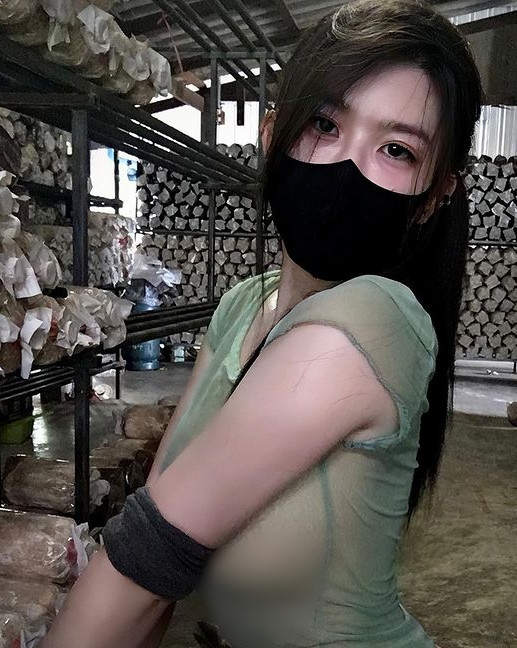 Hiện tại, công việc của Niparat Konyai cũng đang tiến triển rất thuận lợi nhờ danh tiếng của cô nàng.